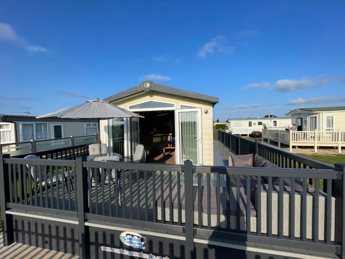 Millfields Holiday Park Инголдмелс Екстериор снимка